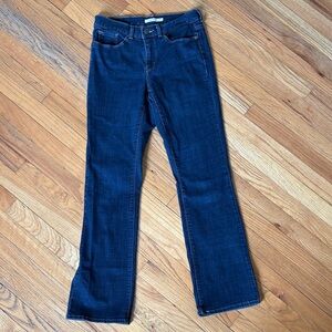 Classic Levi’s Women's Classic Bootcut Dark Blue Jeans